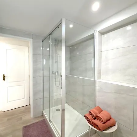 Charmant Duplex - Hyper Centre - 44M2 - Proche Place Stanislas *