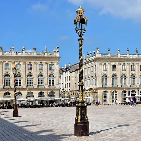 Duplex - Hyper Centre - 44m2 - Proche Place Stanislas Apartment